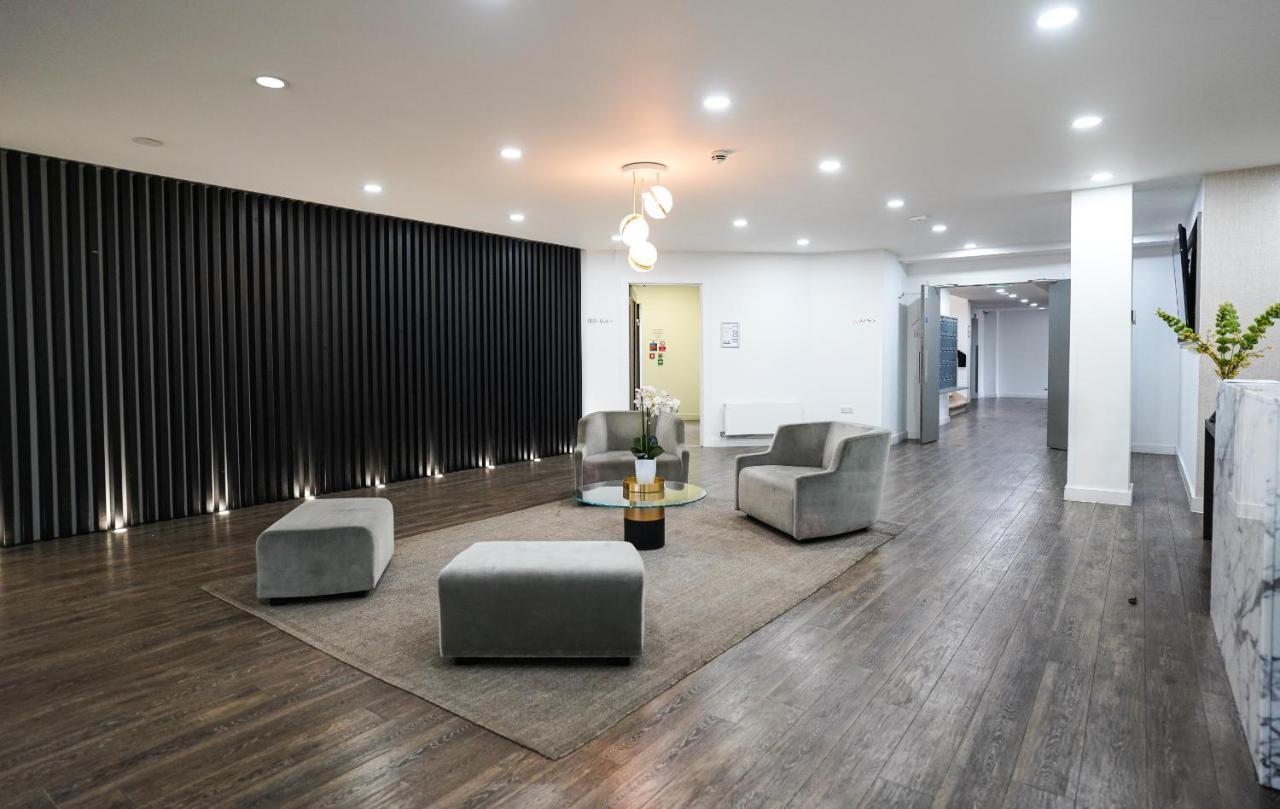 Platform Bedford Apartment Екстериор снимка