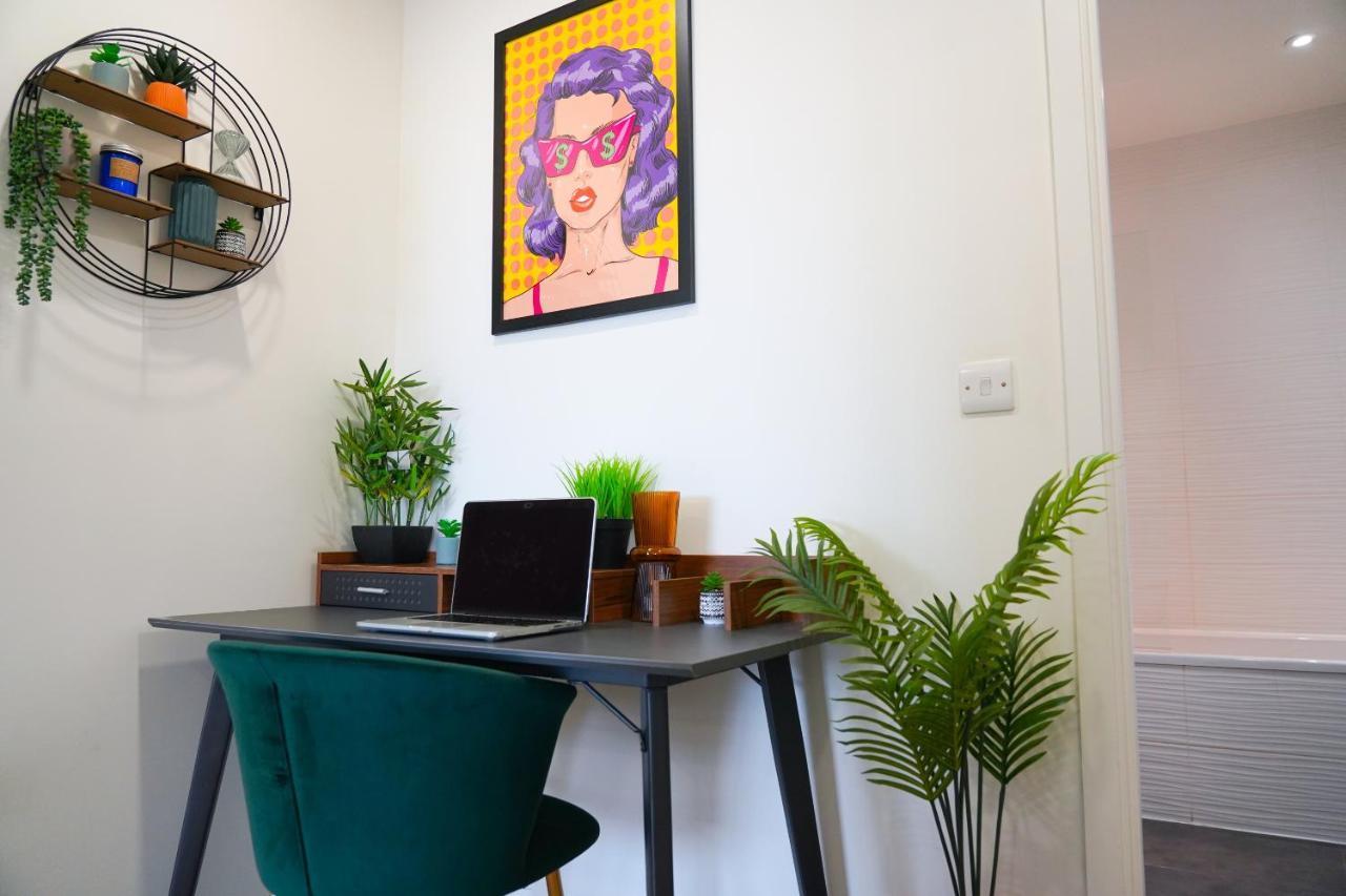Platform Bedford Apartment Екстериор снимка